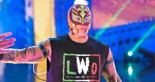 rey-mysterio-reveals-he-told-aew-star-to-‘tone-it-down’