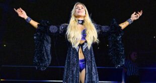 charlotte-flair-reveals-she’s-ahead-of-schedule-in-rehab-for-knee-injury
