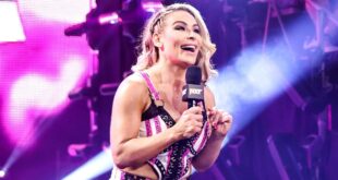 natalya-shares-training-video-with-non-wwe-star